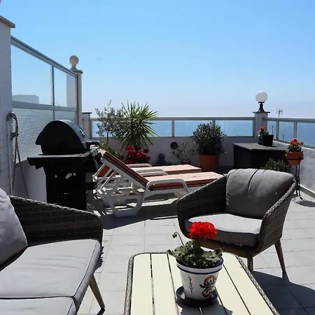 Penthouse Seaview Centro Casasol Apartment *
