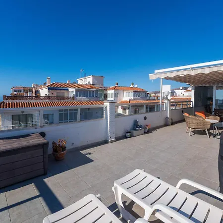 Penthouse Seaview Centro Casasol * نيرخا