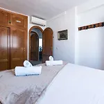 Penthouse Seaview Centro Casasol ネルハ