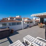 Penthouse Seaview Centro Casasol * ネルハ